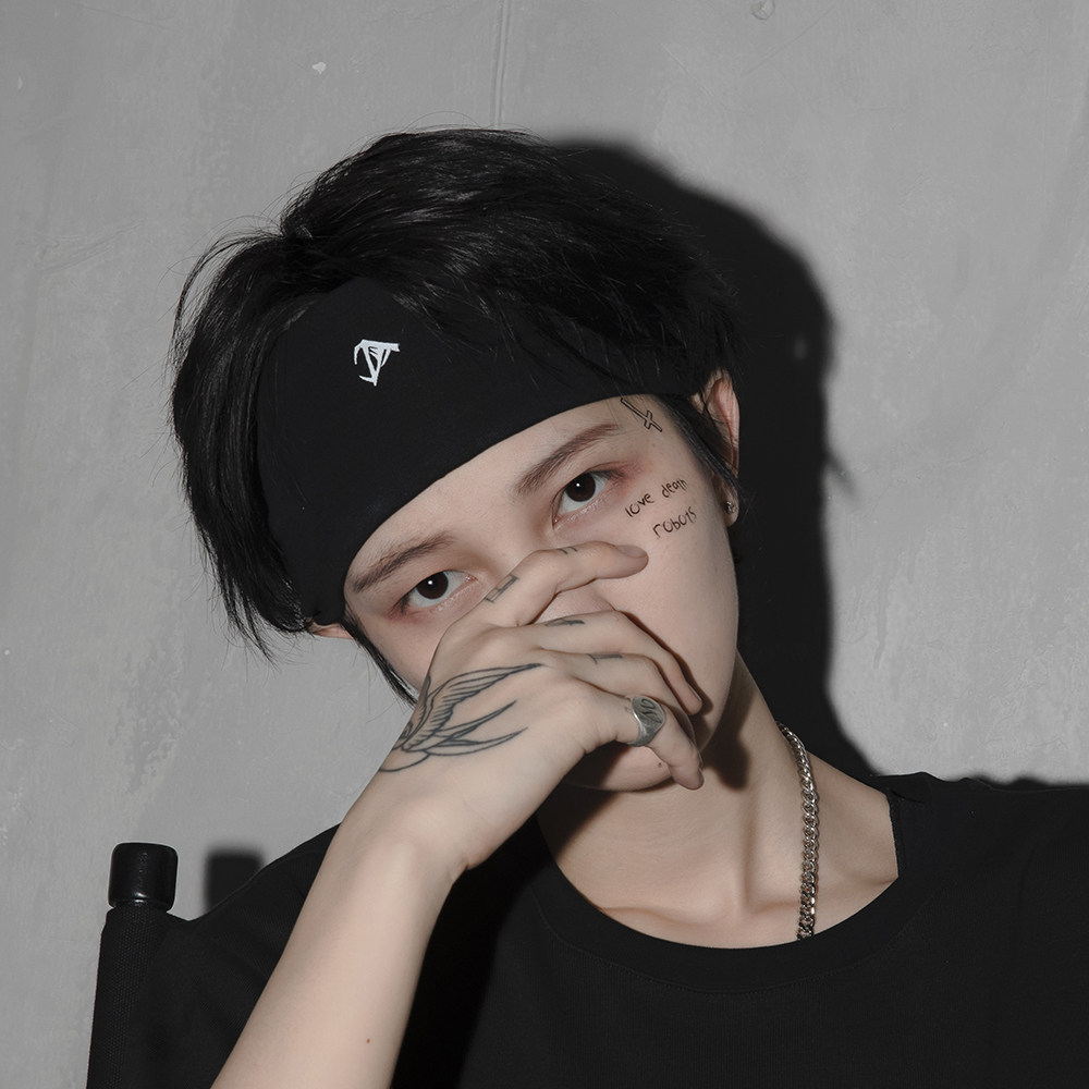 INS暗黑蹦迪颓废超宽发带头巾宽边运动弹力发带发箍两面带男女_虎窝淘