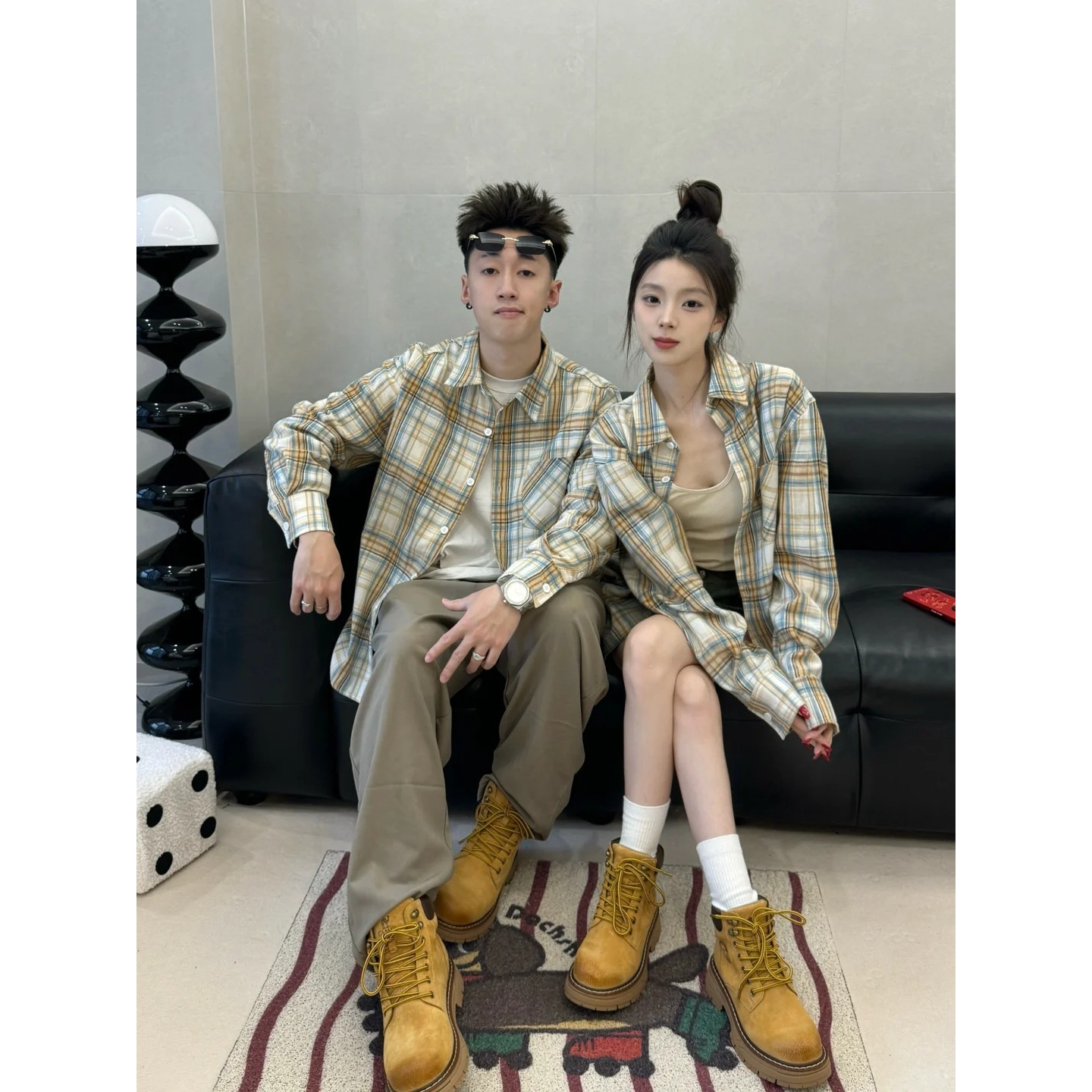 情侣衬衫黄色格子外套男女款美式复古高级感痞帅秋季薄款防晒衬衣