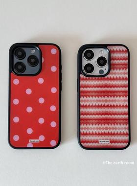 红色圣诞新年气氛亚克力黑边亮面磨砂磁吸适用苹果16promax手机壳iPhone15lus14Pro13保护套12防摔ins挂绳