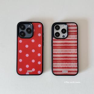 红色圣诞新年气氛亚克力黑边亮面磨砂磁吸适用苹果16promax手机壳iPhone15lus14Pro13保护套12防摔ins挂绳