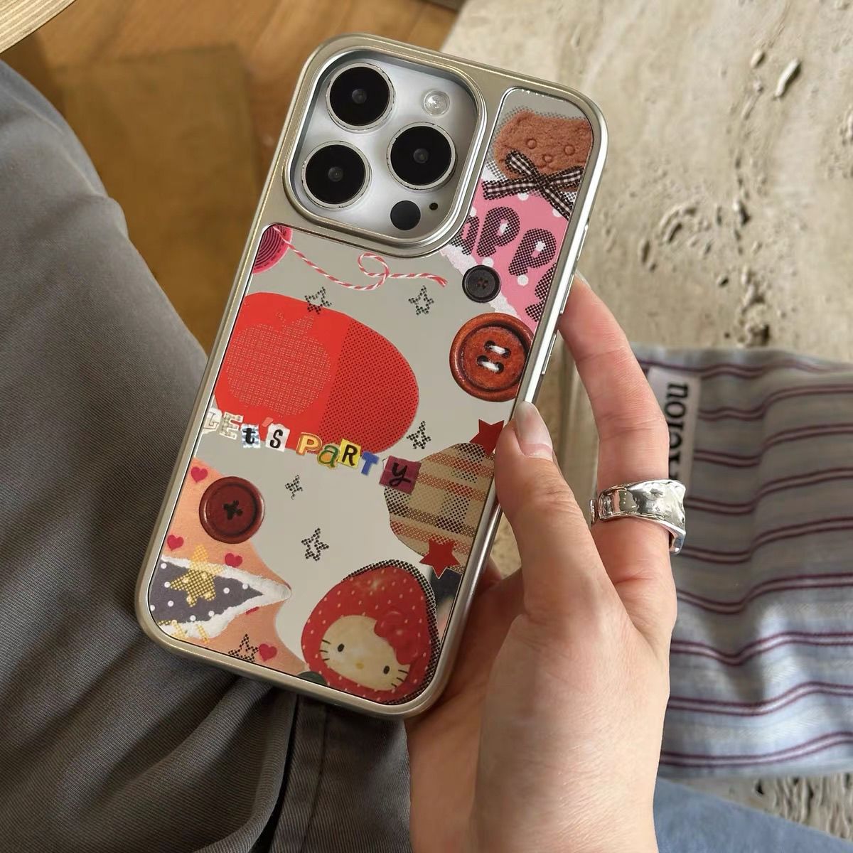 草莓喵电镀银边软壳iPhone可爱