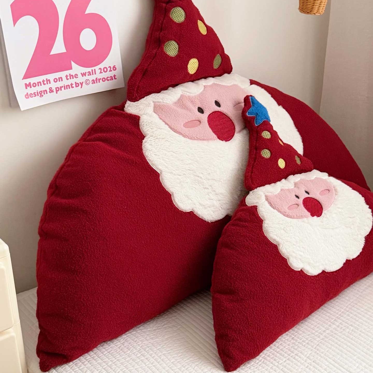 ins韩版圣诞节氛围毛绒圣诞老人抱枕仿羊绒大靠垫沙发靠垫长枕头