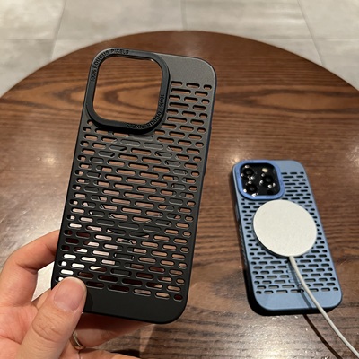 磁吸充电手机壳超薄硬壳