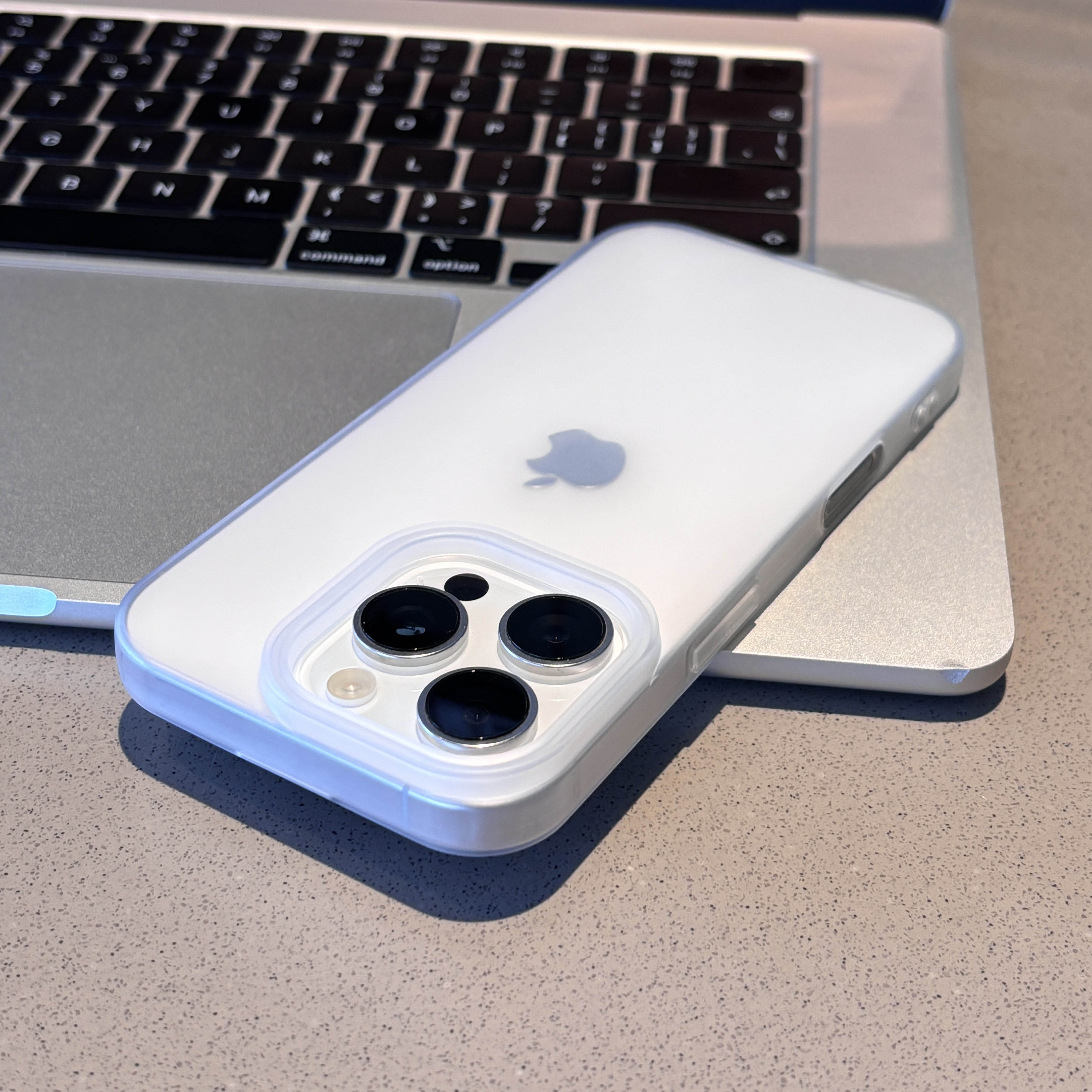 适用苹果16promax手机壳新款iphone15保护套13pro高级感小米15超薄磨砂14全包plus防摔13透明12简约小众11女