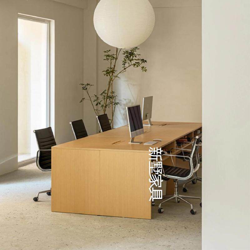 轻奢桦木海洋板洽谈桌多人会议桌培训桌办公室长条员工工位电脑桌