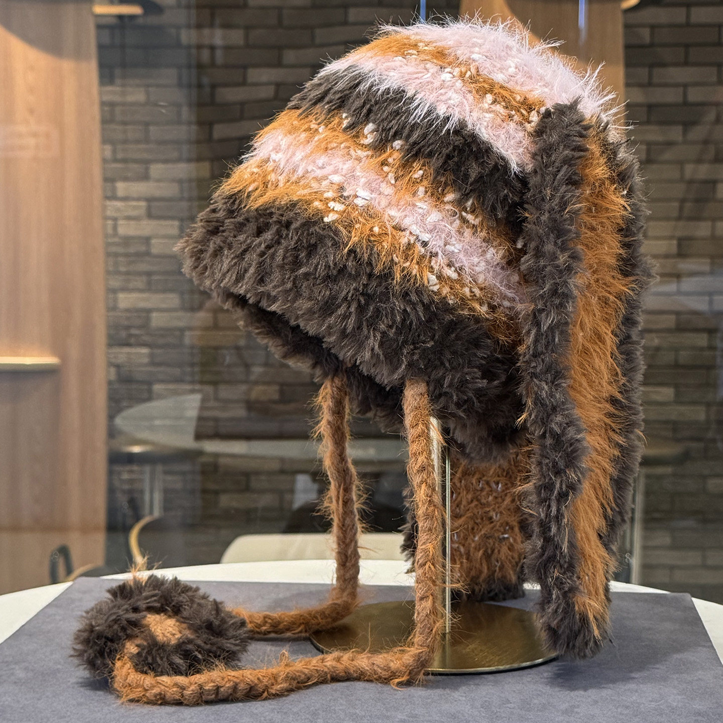 2025新款可爱毛绒兔耳朵针织帽子女秋冬季保暖防寒护耳甜美绑带潮