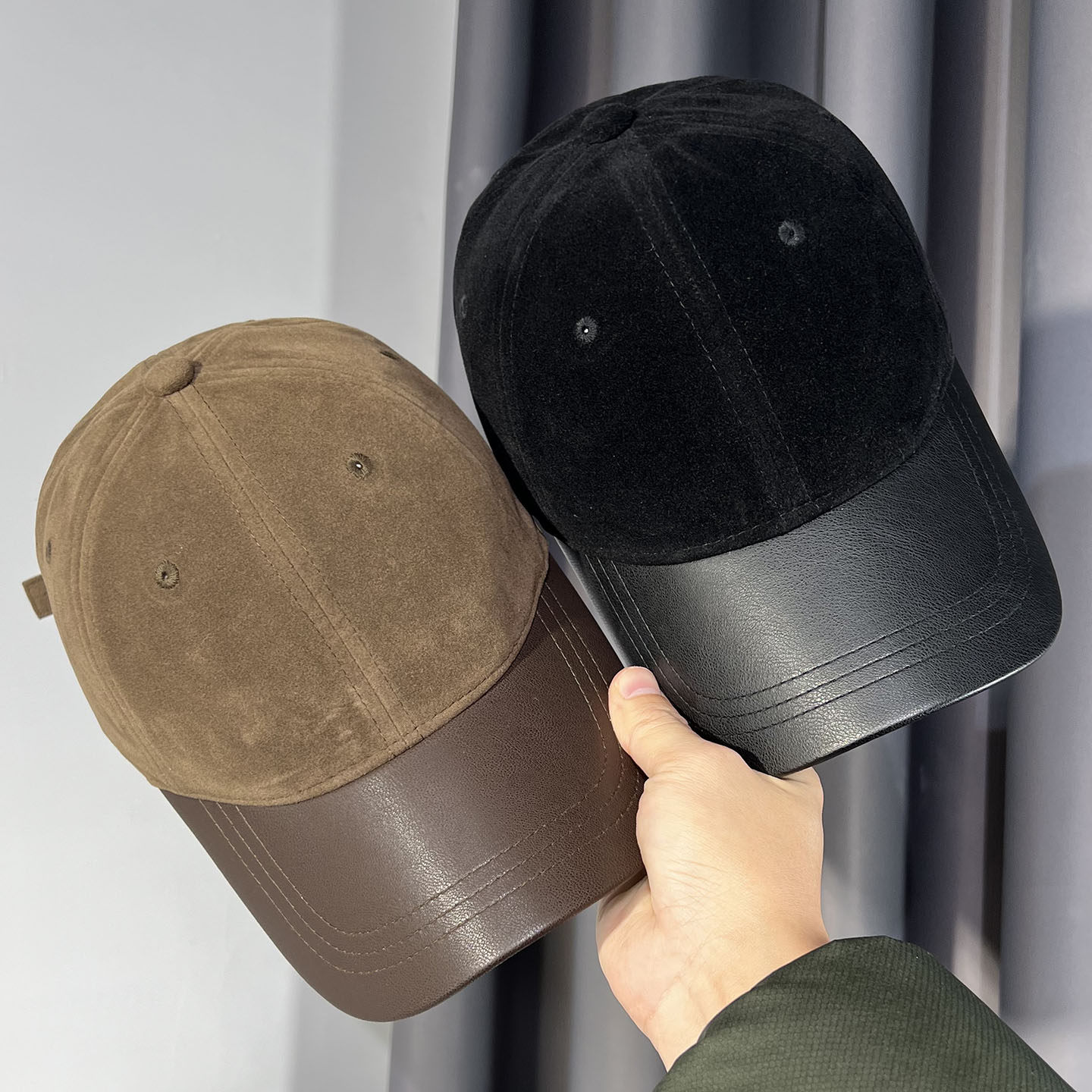 2025新款复古皮檐拼接棒球帽子女士冬季休闲百搭素颜遮脸鸭舌帽潮
