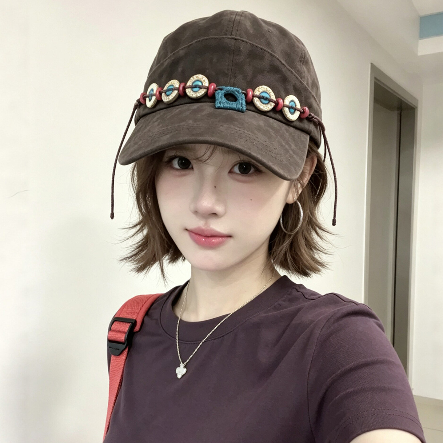 复古民族风串珠装饰帽子女款夏季宽檐显脸小鸭舌帽时尚百搭棒球帽