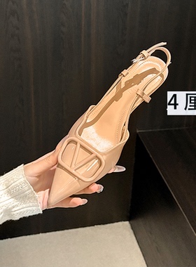 V扣高跟鞋女2026年新款夏季百搭真皮法式尖头单鞋后空细跟凉鞋女