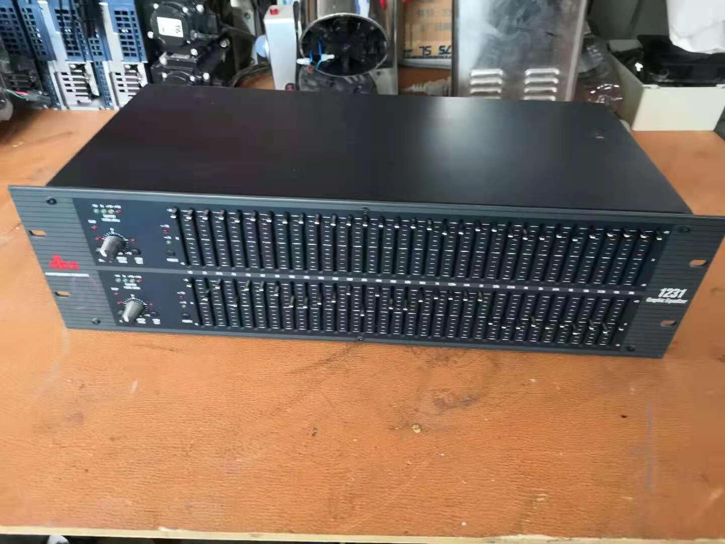 音频设备处理，dbx1231均衡器音频处理设备两台，成色很新