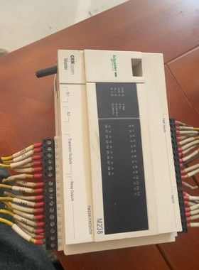 施耐德plc施耐德M238施耐德TM238LFAC24DR拆