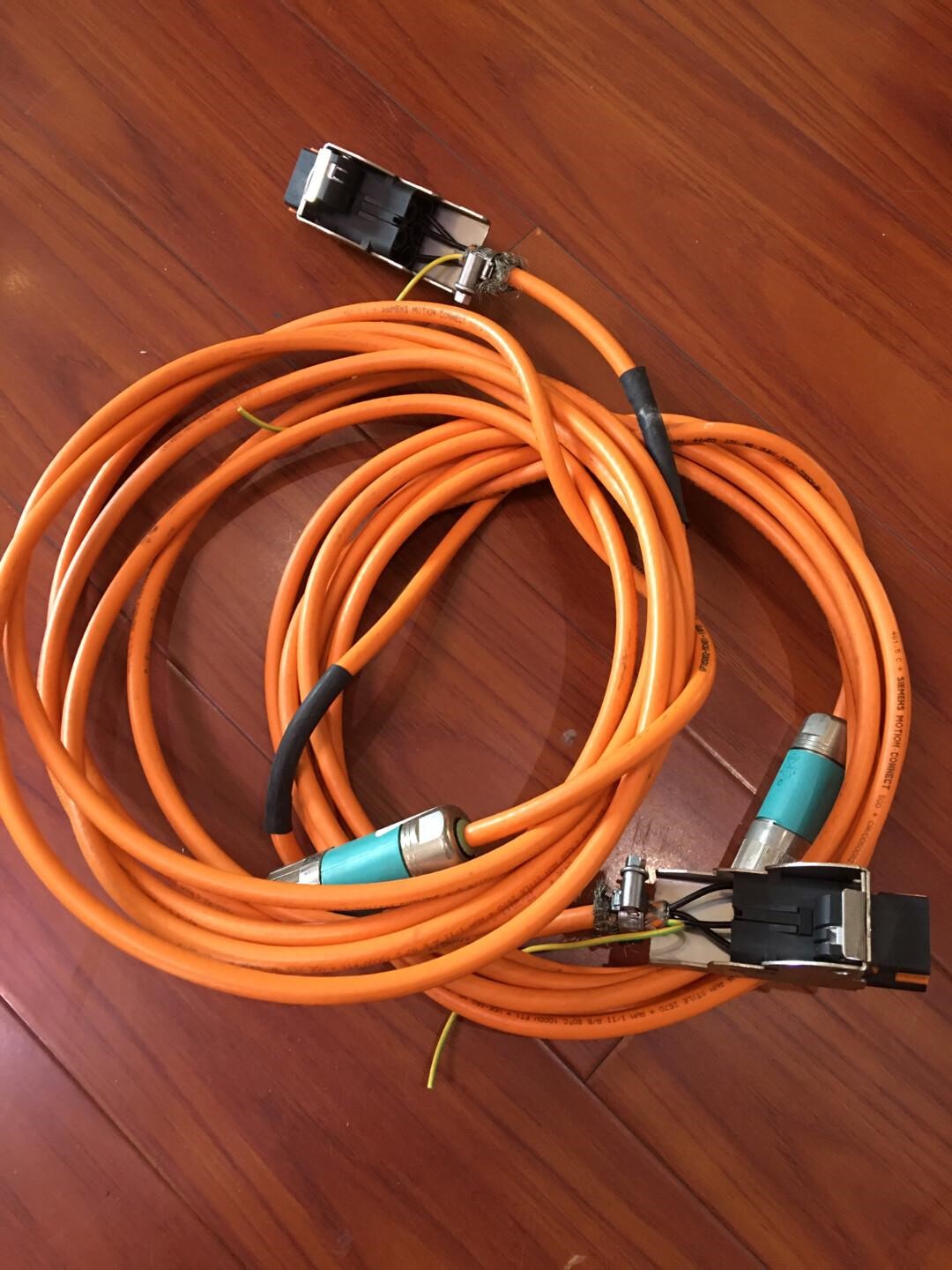 西门子动力电缆线6FX5002-5CN01-1AF0几乎全新