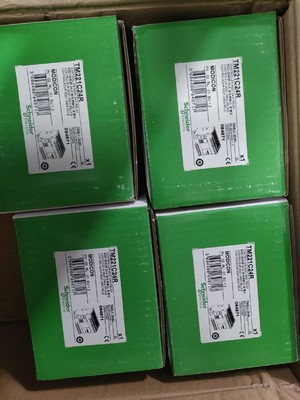 施耐德TM221C24R全新原装正品照片实图需要的联系