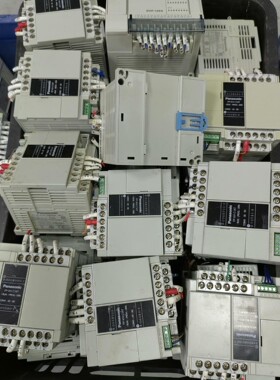 松下PLC主机 AFPXHC14T-F实拍图