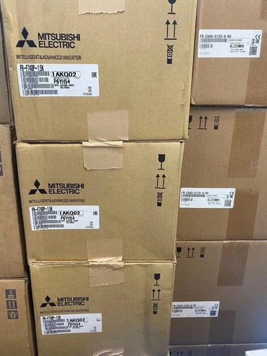 三菱变频器 进口机型 FR-F740P-1.5K  FR-F