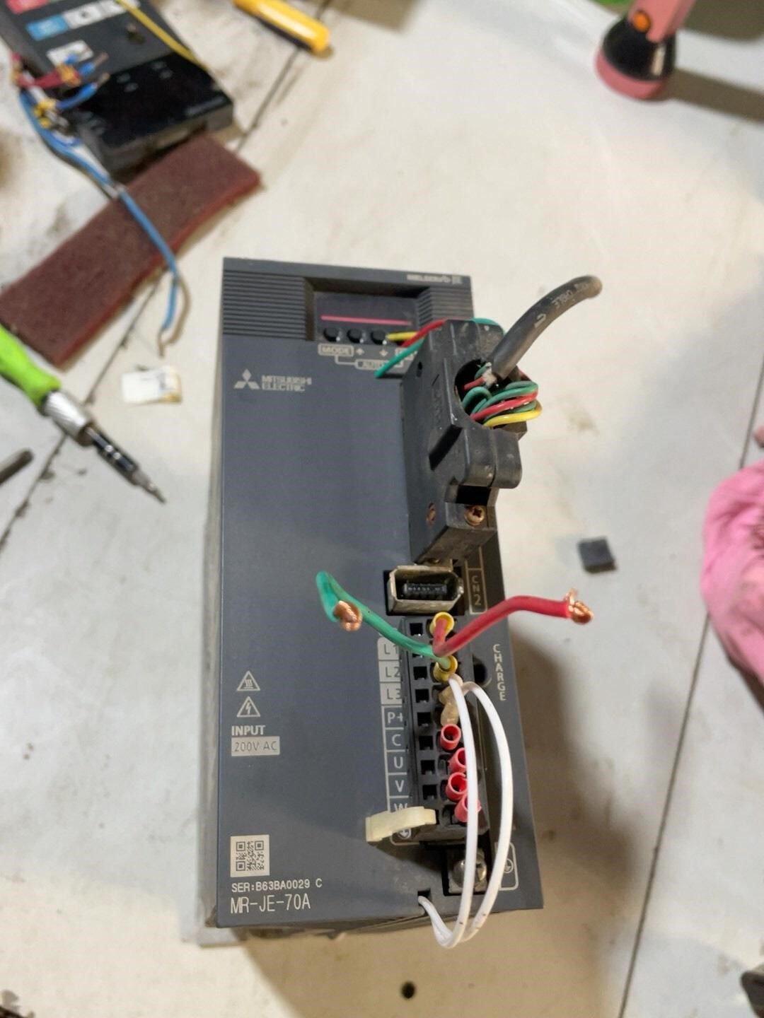 三菱伺服驱动器750w三菱MR-JE-70A拆机一台 成色实