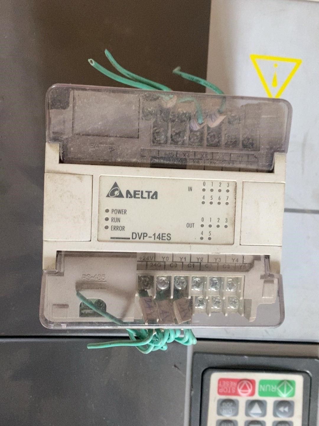 二手台达plc   DVP_14ES00T2实物图成色，，功