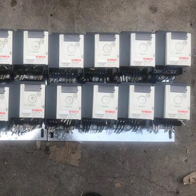 施耐德变频器ATV303HU15N4，1.5KW/380-4