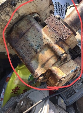 威格士4525V60A21拆机油泵，成色如图，原配37KW电