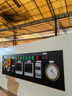 高压真空箱kyosin  DECOMPRESS I01IIF