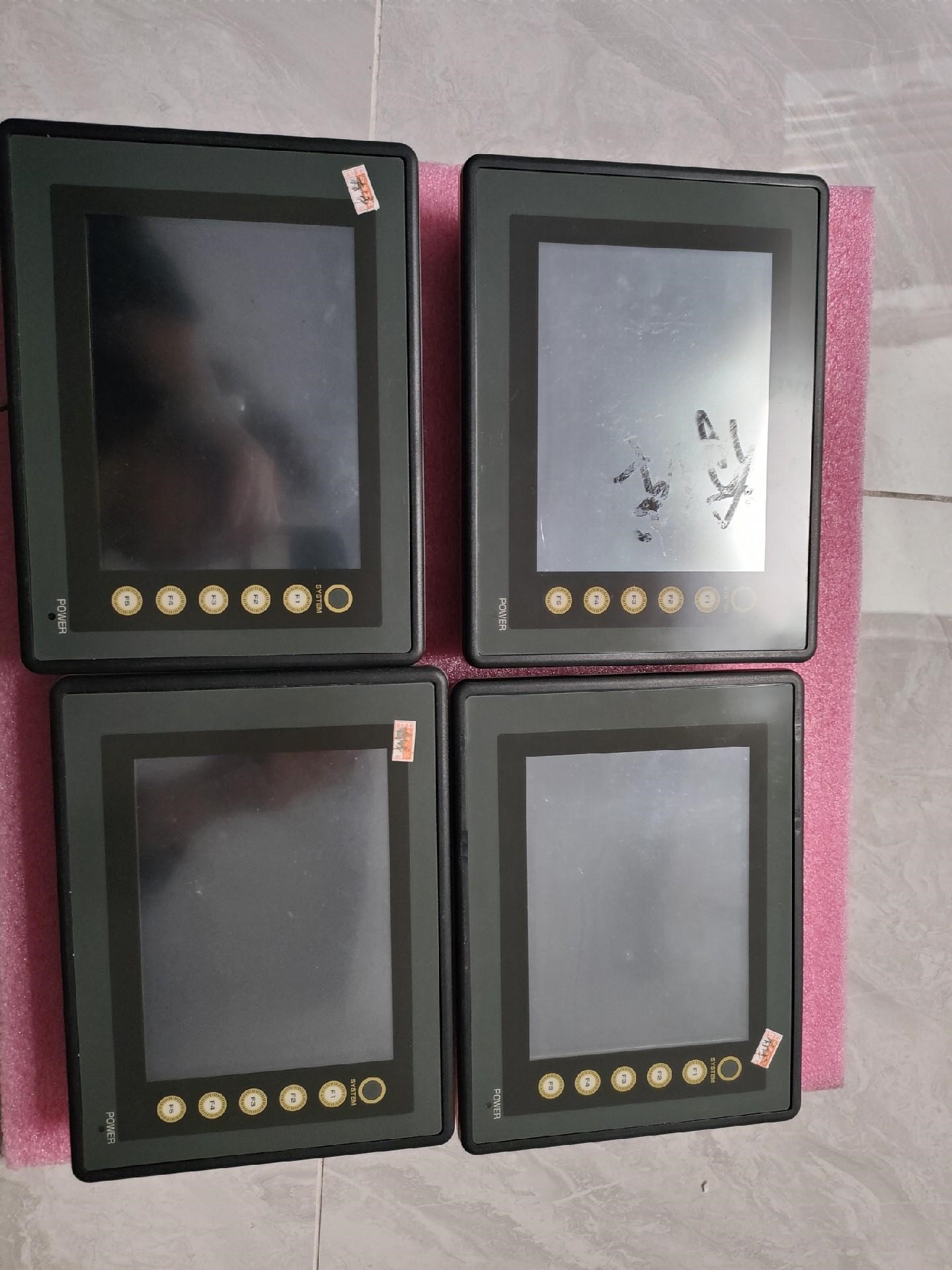 富士触摸屏V706CD液晶有线，有个外壳破损，配件价处理，售