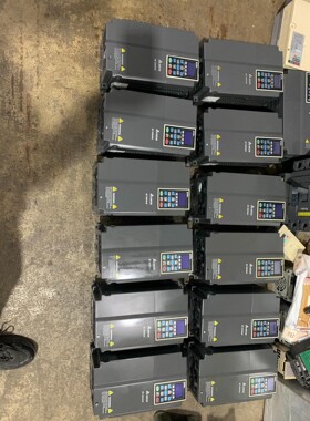 台达C2000变频器15KW，VFD150C43A，实物拍摄
