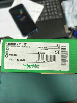施耐德 140NOE77101C模块，现货一台，有需要联系我