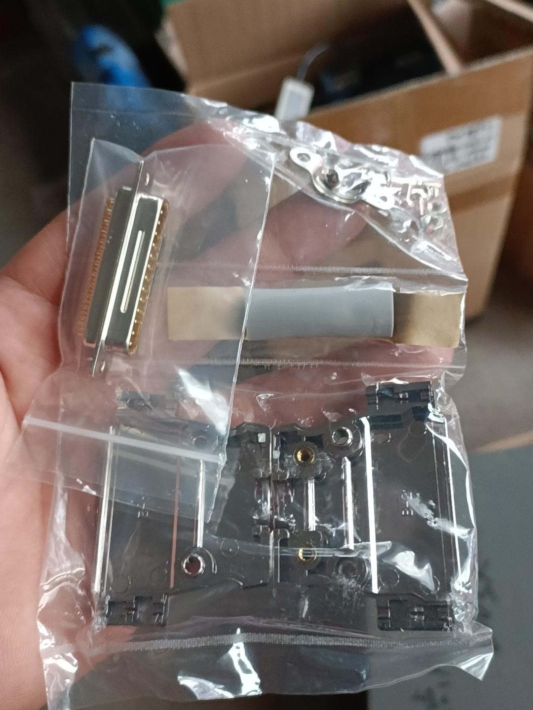 欧姆龙xm2s-25，有15针和44针，单价50包邮