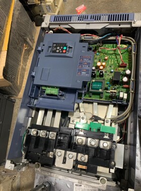 富士E2S变频器75KW，FRN0139E2S-4C，实物拍