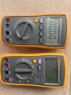 福禄克17B 18B 自己实用的功能正常，电池脚断了，一台修