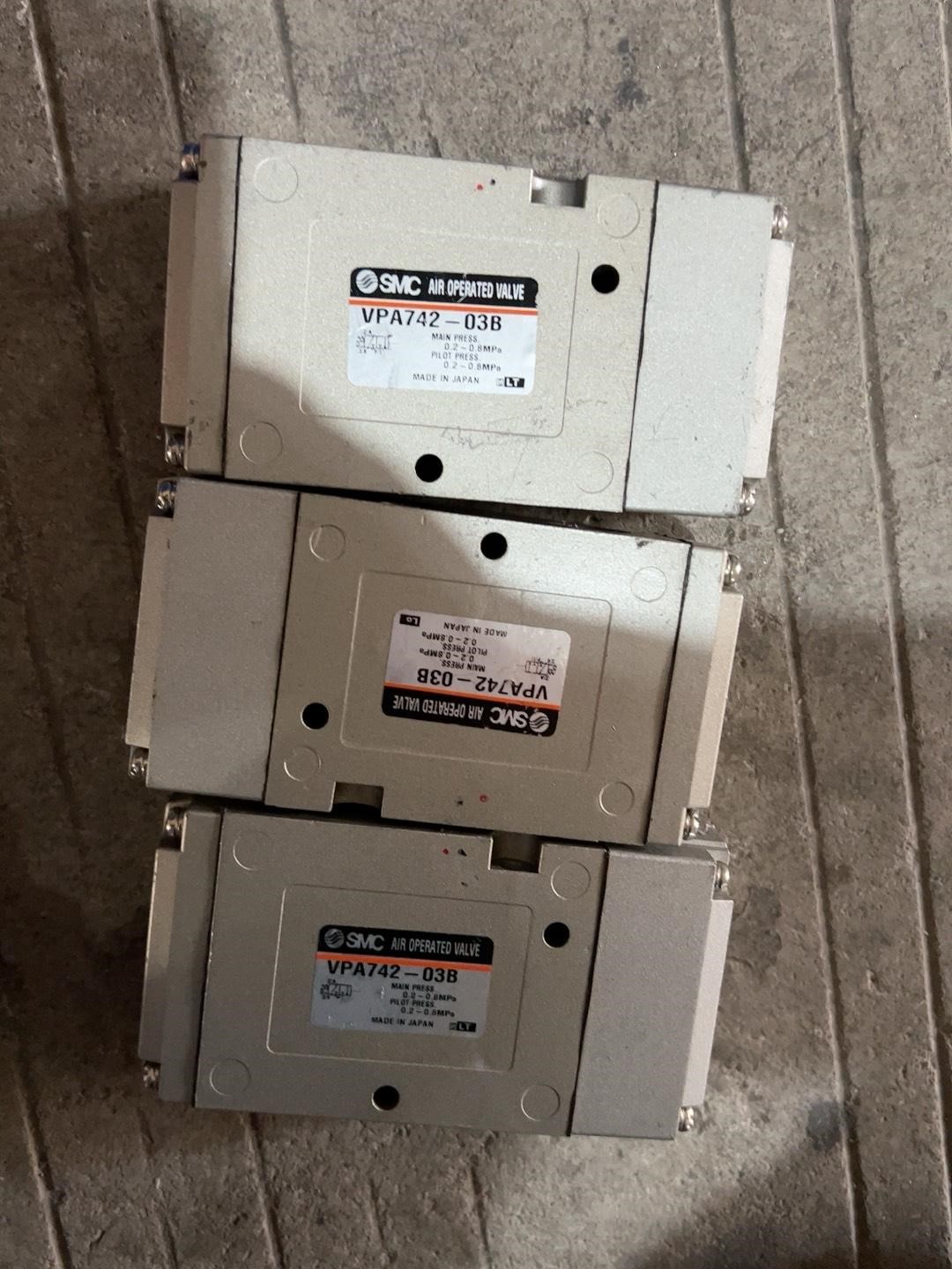 SMC气控阀VPA742拆机实拍，成色不错，，3分接口，有需