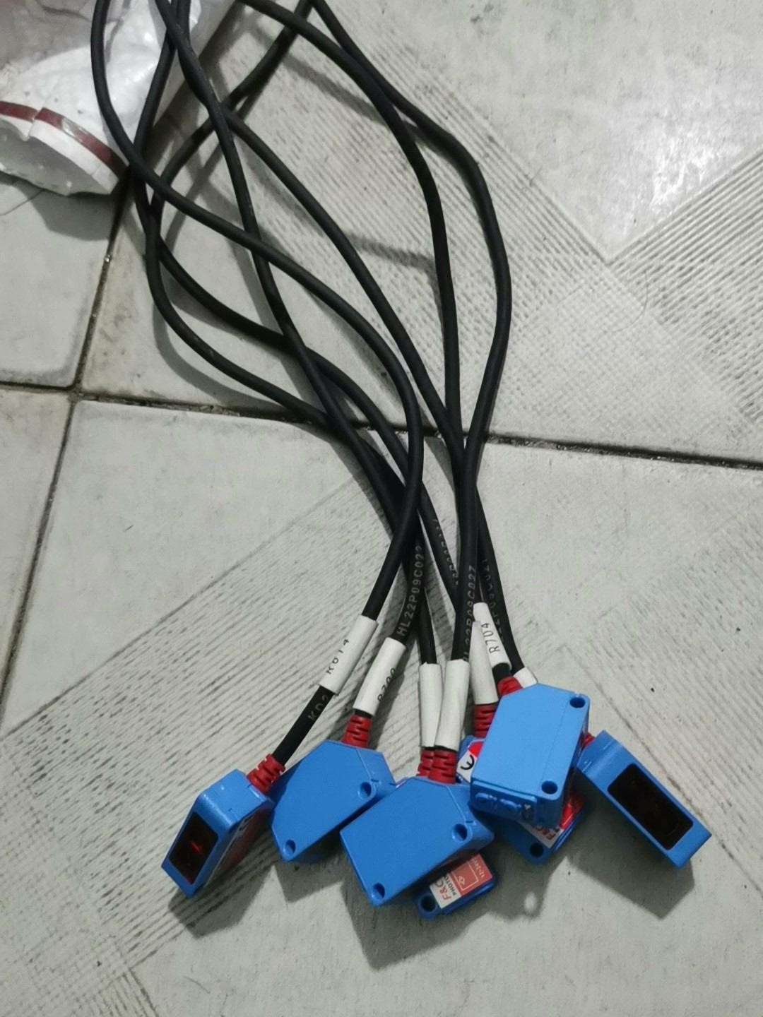 嘉准传感器方形光电开关反射型CRRI-S40N通用型光电开关