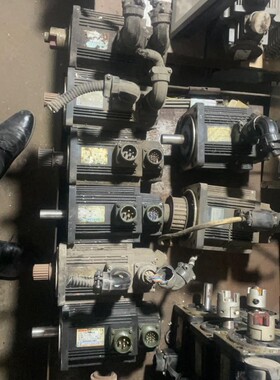 广数伺服电机4牛，广数110SJT-M040D三台 广数六牛