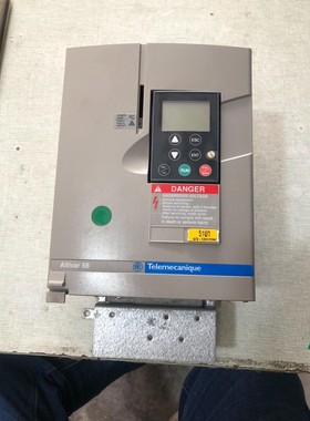 施耐德变频器，ATV58HU29N4，现货一台，原装拆机，功