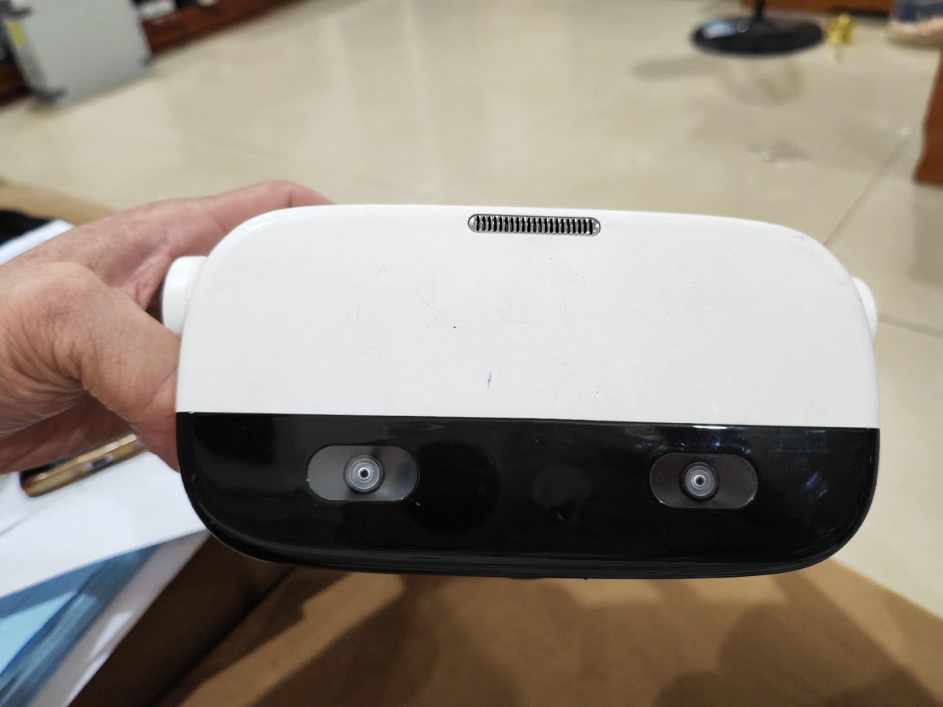 Pico Neo2 VR眼镜一体机6DOF无线玩电脑Stea