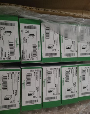 施耐德模块BMXAMI0410全新正品