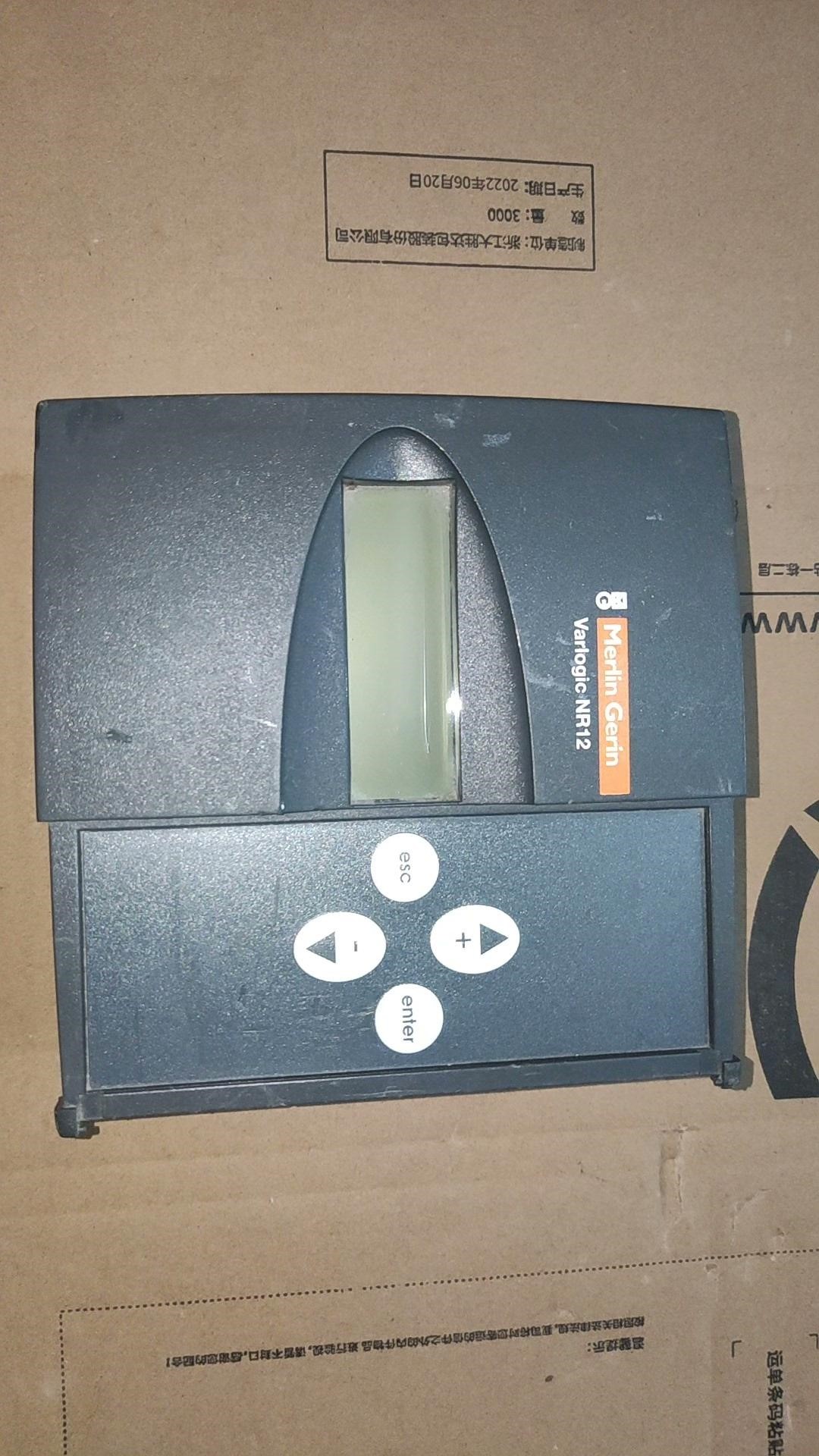 施耐德Merlin Gerin Varlogic NR12实