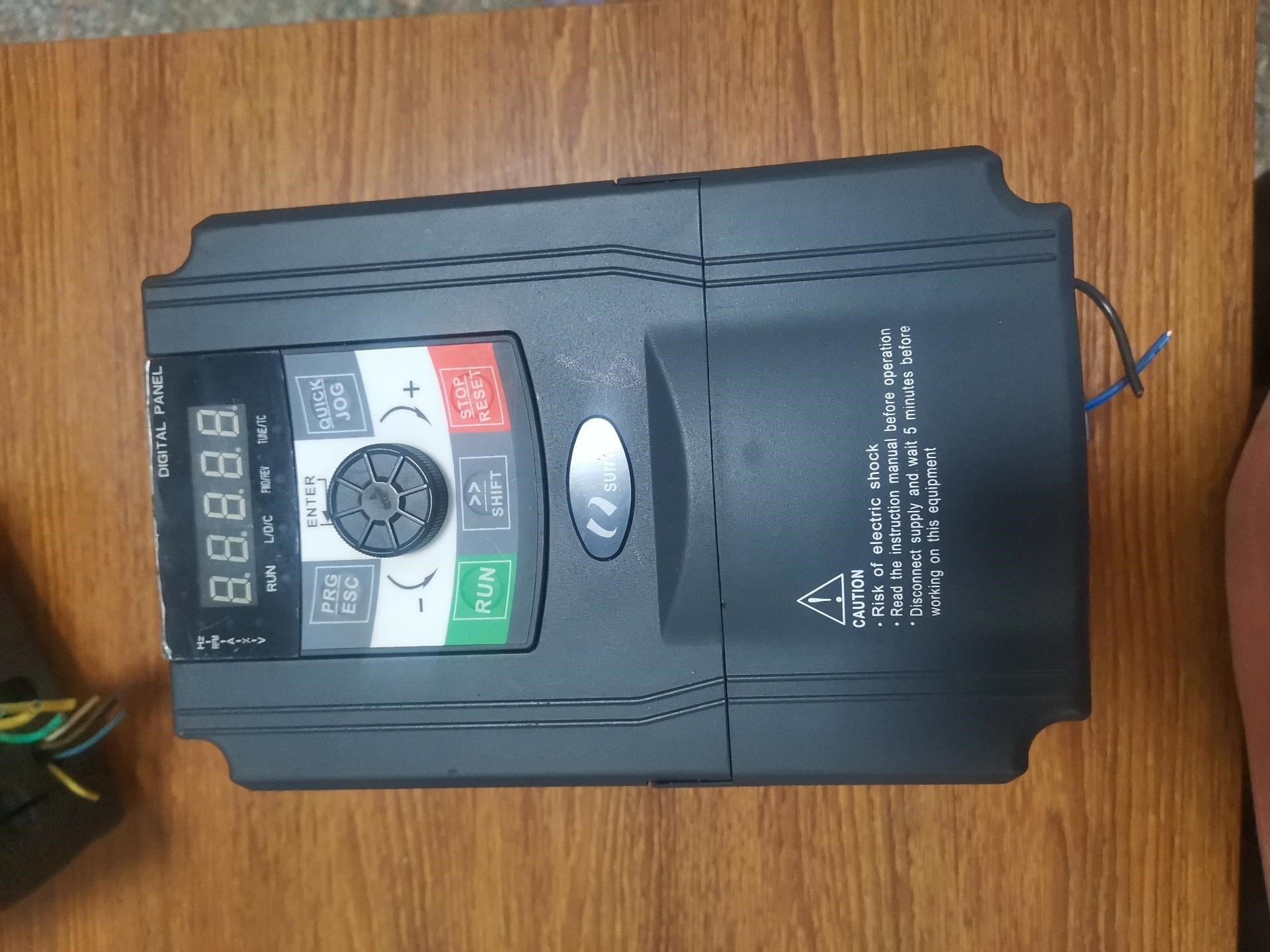 日业变频器CM530-A4T2R2GB/4R0PB