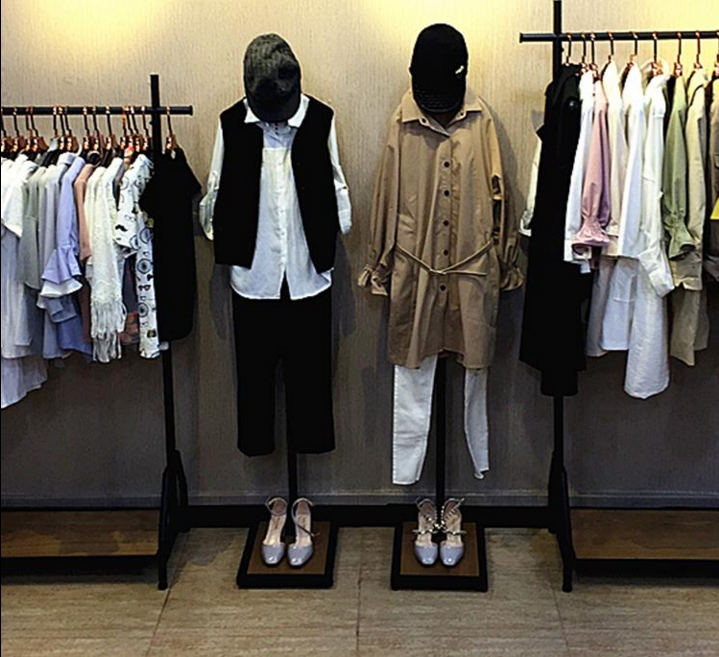 正挂衣架装饰模特女装店橱窗展示架铁艺服装货架落地式双挂架点挂