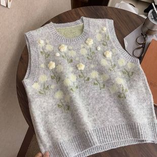 马夹 叠穿马甲坎肩上衣女秋上新短款 韩式 自带氛围感花朵背心针织衫