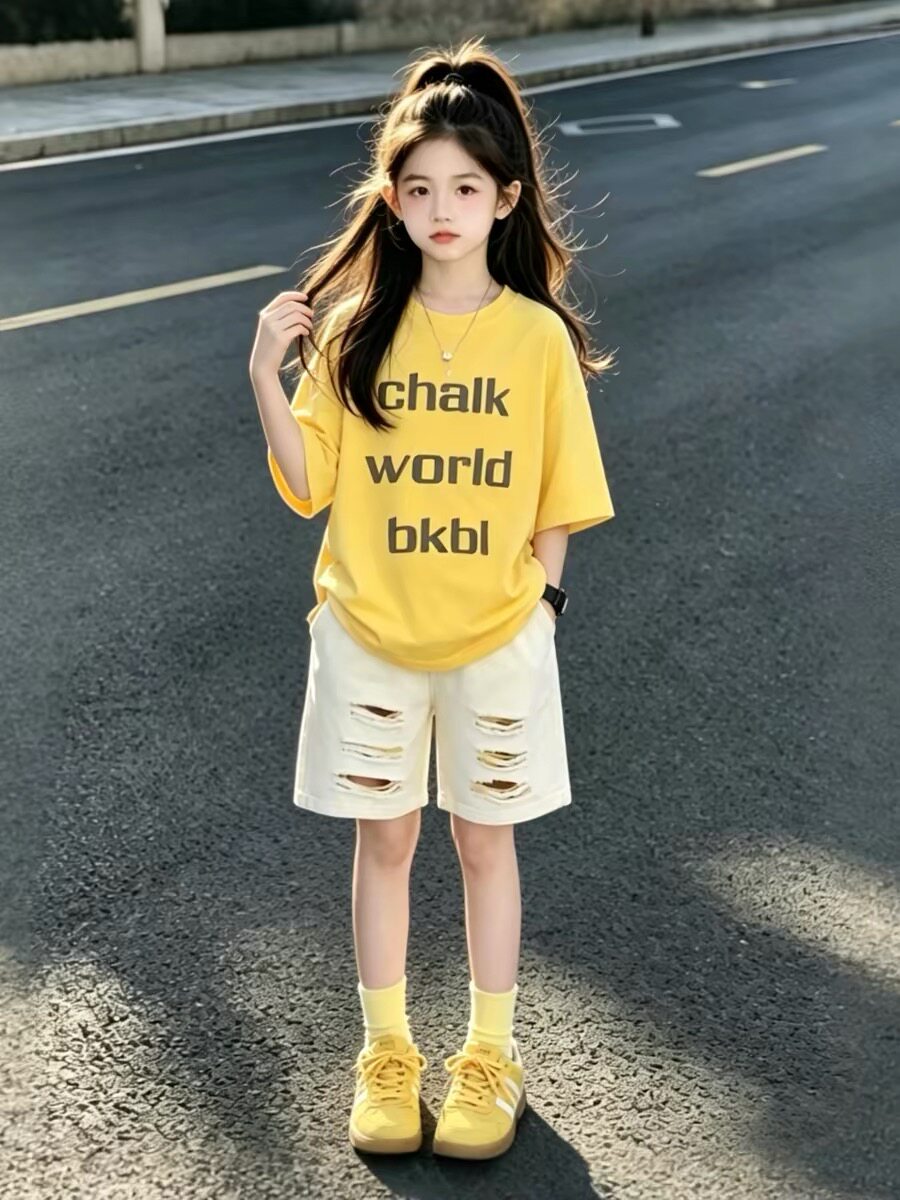 多巴胺女童夏日破洞牛仔中裤洋气中大童字母印花短袖T恤两件套潮
