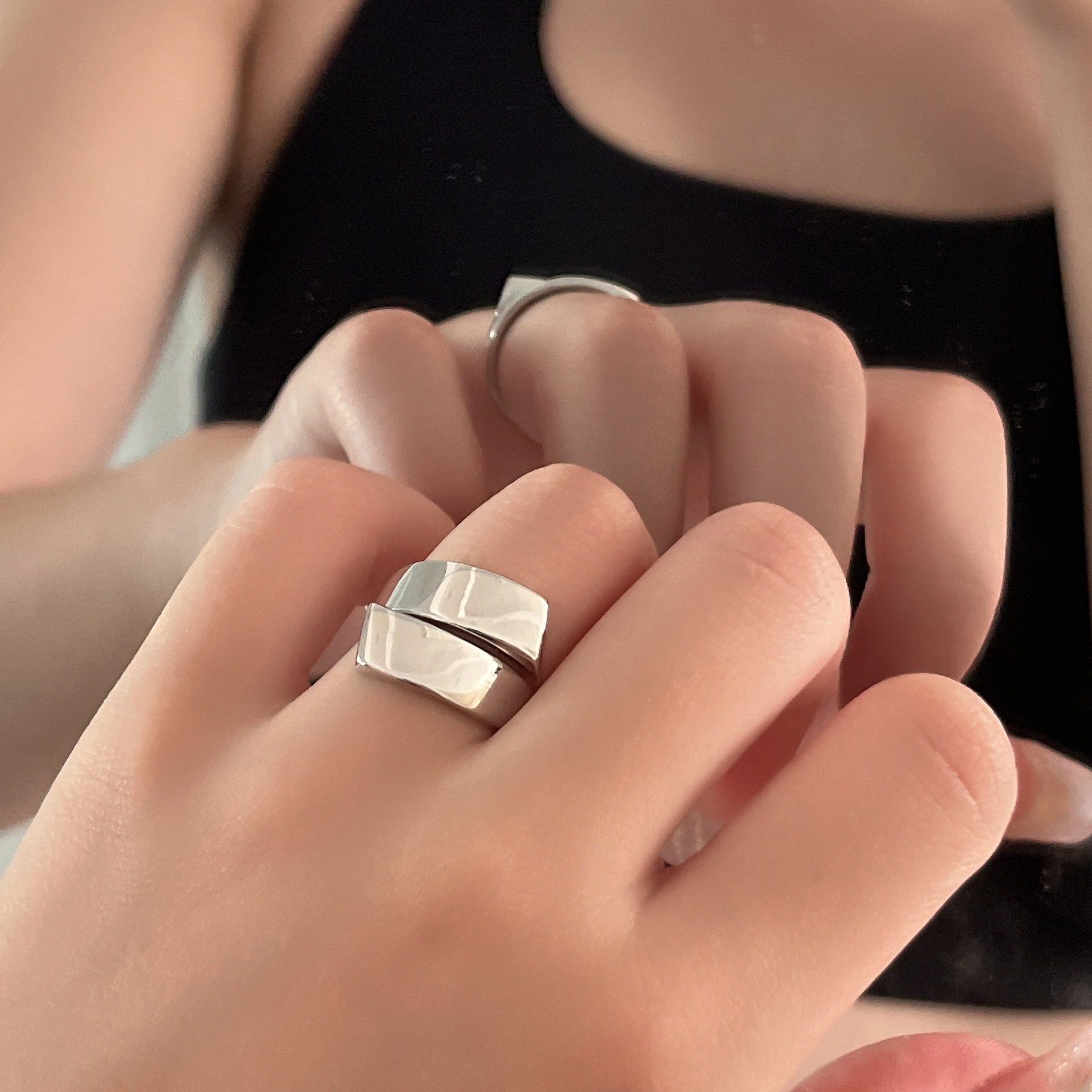 其他女合金欧美时髦简约曲线戒指