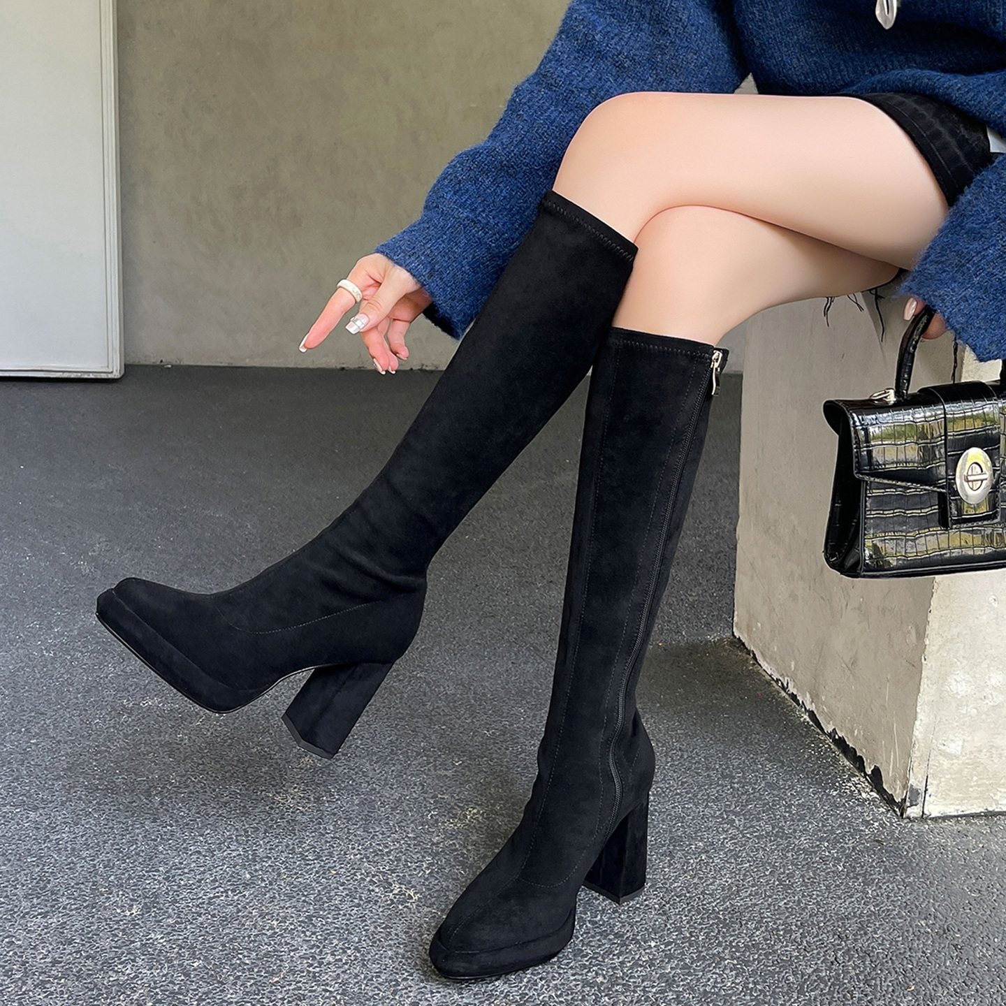 秋冬隐形内增高12cm韩版绒面瘦腿弹力时尚长筒靴粗跟防水台高筒靴