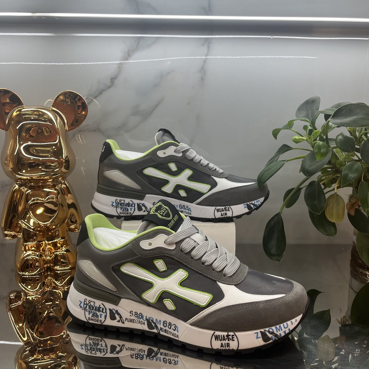 欧洲站2026新款磨砂牛皮迷彩布时尚拼接轻奢百搭高端休闲运动潮鞋