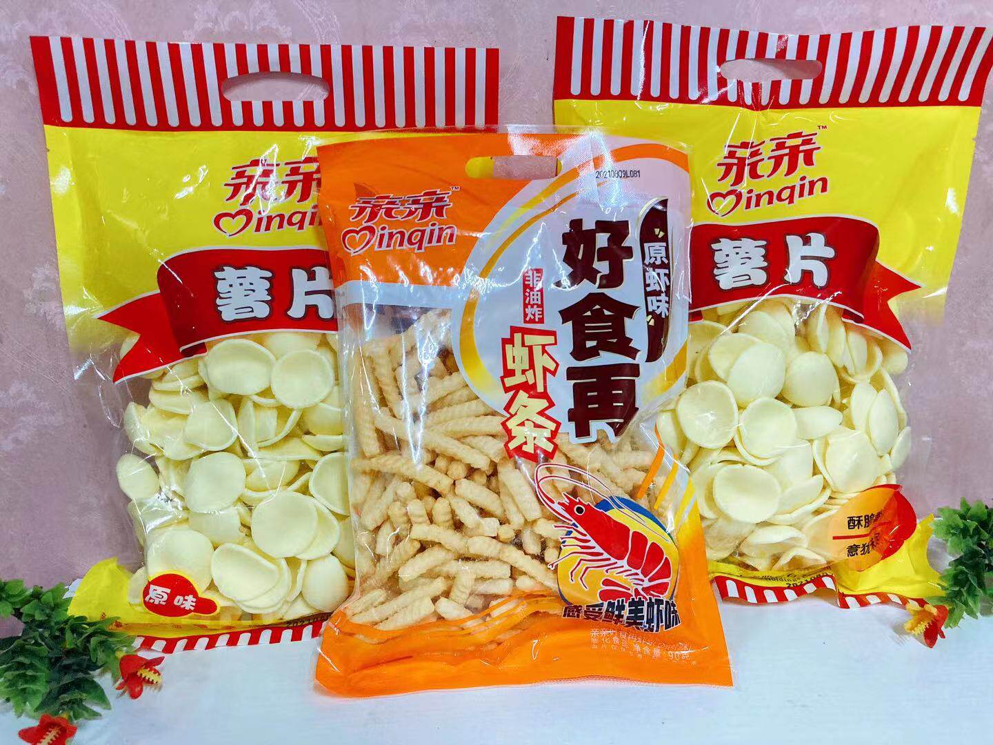 亲亲薯片100克原味大薯片童年怀旧零食网红亲亲虾条经典大包装
