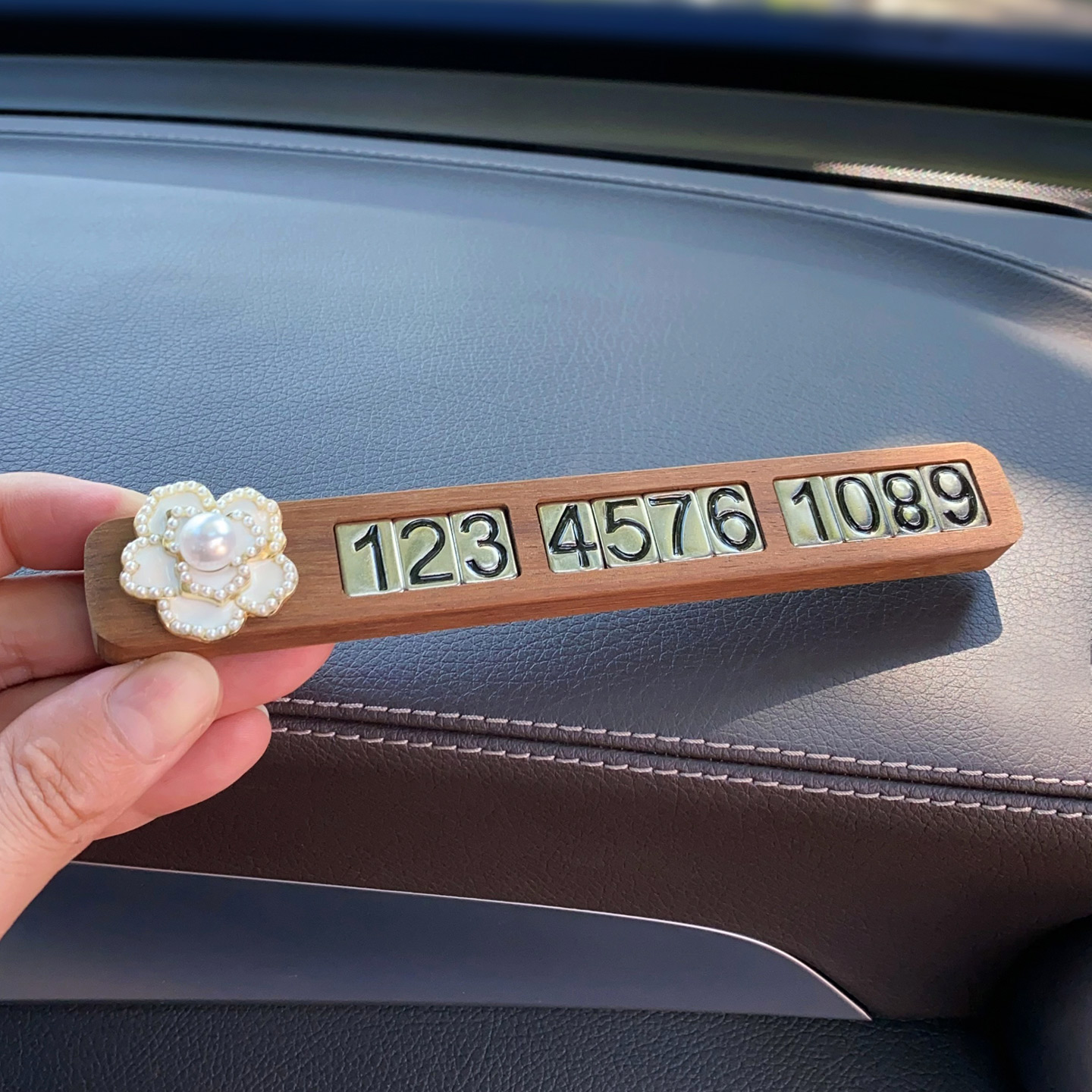 胡桃木挪车电话牌临时停车号码牌