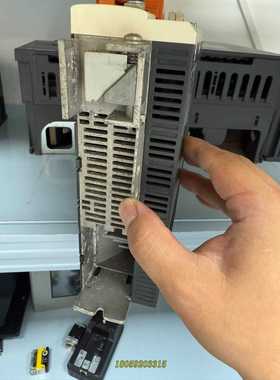 伺服驱动器 LXM32MU90M2议价