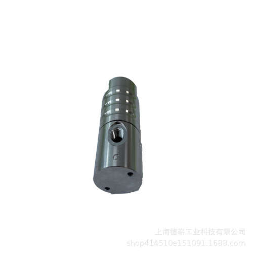 德国  Leuze   KRTM3B/61121-S8\t传感器