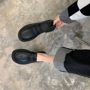 小码女鞋313233厚底小皮鞋2023新款春秋加绒英伦风一脚蹬乐福鞋34