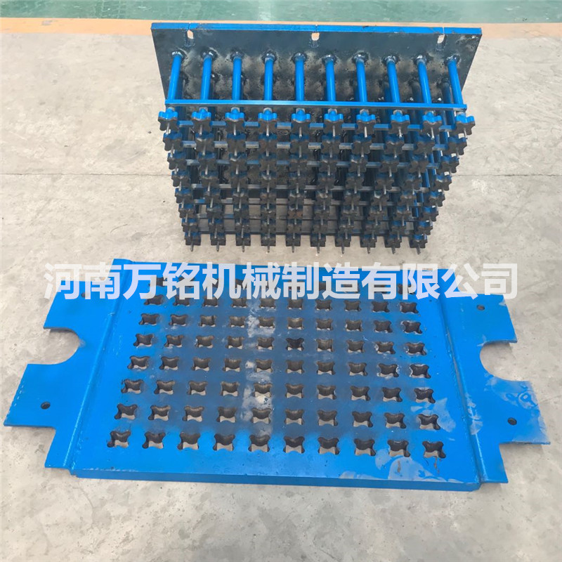 万铭全自动梅花垫块机模具钢筋支撑垫块机模具水泥垫块机模具